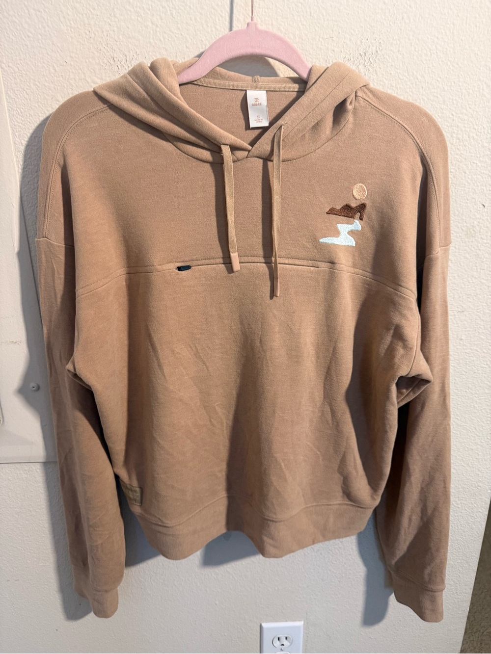 Roark Adventure Ready Goods Tan Pullover Hoodie Chest Zip Pocket Size Small